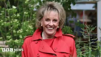 Gazeteci ve Aktivist Esther Rantzen 86 Yaşında Hayatını Kaybetti