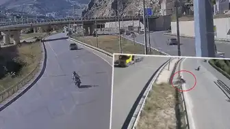 Amasya'da Motosiklet Kazası: Sürücü Hayatını Kaybetti, Kaza Anı Kamerada