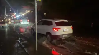 İstanbul'da Sağanak Yağış Ulaşımı Olumsuz Etkiledi
