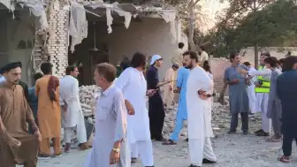Pakistan'da Caminin Yakınında Bombalı Saldırı: En Az 21 Ölü, 80 Yaralı