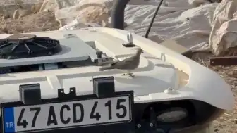 Mardinli Çiftçi Osman Ece, Kumru Yuvası Nedeniyle 33 Gün Beklettiği Traktörünü Çalıştırdı