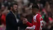 Manchester United'da Üç Futbolcu Ayrıldı