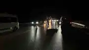 Bursa Çevre Yolu'nda Otobanda Karşıdan Karşıya Geçmeye Çalışan Şahsa Tır Çarptı