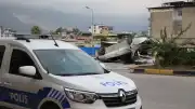 Hatay İskenderun'da Otomobil Devrildi: 2 Ölü, 3 Yaralı
