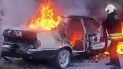 Samsun'da Kaportacı Dükkanında Kaynak Kıvılcımı Otomobili Ateşe Verdi