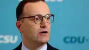 Almanya CDU/CSU Meclis Grup Başkanı Jens Spahn Görevinden İstifa Etti