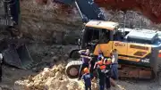 Denizli Merkezefendi'de İnşaat Kazasında Göçük: Bir İşçi Yaşamını Yitirdi