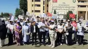 Diyarbakır'da Belediyelerde İşten Çıkarılan İşçilerin Eylemi Devam Ediyor