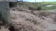 Kars Arpaçay'da Sel Felaketi: Polat Köyü Yolunda Ulaşım Durma Noktasına Geldi