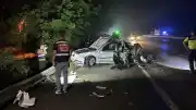 Kocaeli Anadolu Otoyolu'nda tırın otomobile çarpması sonucu 1 çocuk hayatını kaybetti