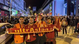 Galatasaray'ın Şampiyonluk Kutlamaları Türkiye'nin Dört Bir Yanında Yaşandı