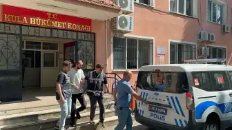 Kula'da Silahlı Saldırı: 2 Yaralı, 1 Tutuklu