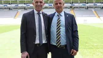 Fenerbahçe'de Teknik Direktör İsmail Kartal'dan Geniş Çaplı Kadro Operasyonu: 17 Ayrılık Planlanıyor