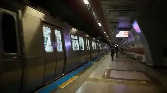 M4 Metro Hattı Bostancı İstasyonu'nda Arıza: Yolcular Tünelden Tahliye Edildi