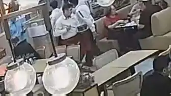 Restoranda Kızgın Yağ Dökülen 2 Yaşındaki M.D.'un Ağır Yaralanma Anı Kamerada