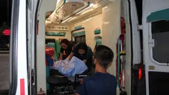 Aksaray'da Parkta Genç Bir Kişi Bıçaklı Saldırıya Uğradı