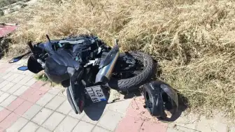 Motosiklet Sürücüsü Kaskı Sayesinde Ölümden Döndü
