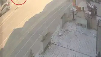 Bursa'da Yaya Geçidinde Otomobil Kadına Çarptı: Ağır Yaralı
