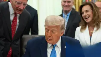 Trump, Göçmenlik Yasasını İmzaladı: ICE'ye 2029'a Kadar Finansman Sağlanacak