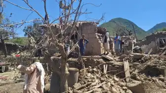 Pakistan'dan Afganistan'a Hava Saldırısı: İki Komşu Ülke Yeniden Karşı Karşıya