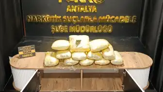 Antalya'da Kargo ile Getirilen Uyuşturucuya Operasyon: 1 Kişi Tutuklandı