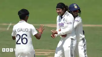 Lord's Test Maçında Hindistan'dan Tarihi Başarı: İngiltere 270 Koşu Farkla Yenildi