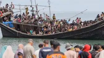 Myanmar Açıklarında Sığınmacı Teknesi Felaketi: 500'den Fazla Kişi Kayıp