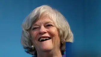 Polis, Ann Widdecombe Cinayet Soruşturmasındaki Spekülasyonlara Karşı Uyardı