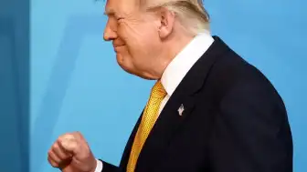 ABD Başkanı Trump'tan Hürmüz Boğazı Açıklaması: 'Gemilerden ücret alacağız'