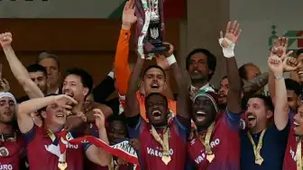 2. Lig Ekibi Torreense, Portekiz Kupası'nı Kazanarak Tarih Yazdı ve Avrupa Ligi'ne Katılma Hakkı Elde Etti
