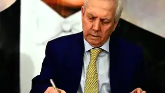 Aziz Yıldırım'dan Teknik Direktör ve Forvet Açıklaması: Tarih Verdi