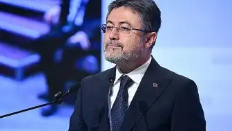 Bakan Yumaklı: Yapay Et Türkiye'ye Giremez