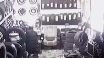 Bayrampaşa'da Akrabasını Silahla Vuran Şüpheli Kamerada