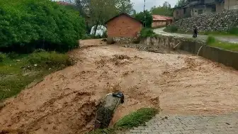Çorum'da Sağanak ve Dolu Afeti: Sel Baskınları ve Tarım Arazilerinde Hasar
