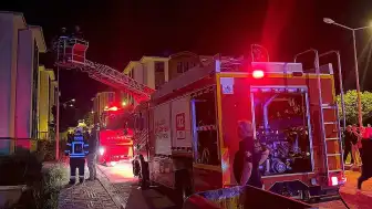 Elazığ'da Apartman Yangını: 4 Kişi Dumandan Etkilendi, Biri Hamile