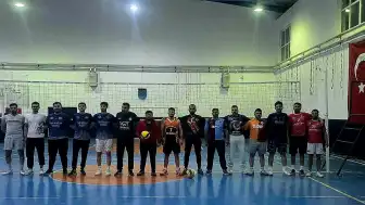 Fatmanur Çelik Voleybol Turnuvası'nda Play-Off Eşleşmeleri Belli Oldu