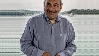 Gazeteci R.M. Hastaneye Kaldırıldı