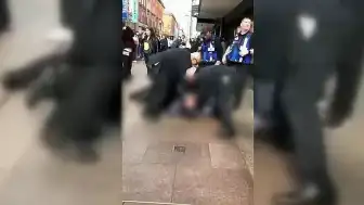 İrlanda'da Polis Müdahalesi Sonucu Bir Kişi Hayatını Kaybetti