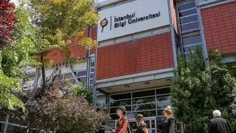 İstanbul Bilgi Üniversitesi'nin Faaliyet İzni Kaldırıldı