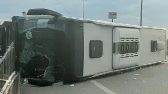 İstanbul-İzmir Otoyolu'nda Otobüs Kazası: 25 Yaralı