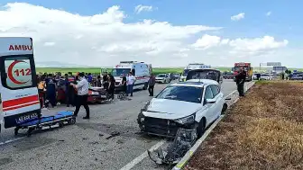 Konya'da Trafik Kazası: 5 Yaralı