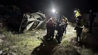 Kütahya'da Trafik Kazası: 3 Kişi Yaralandı