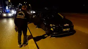 Malatya'da Karşıdan Karşıya Geçerken Araçların Çarptığı Yaya Hayatını Kaybetti
