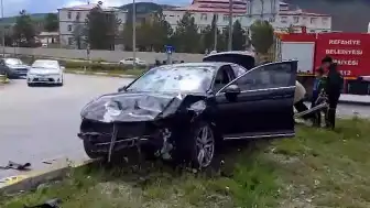 Refahiye'de Trafik Kazası: 6 Yaralı