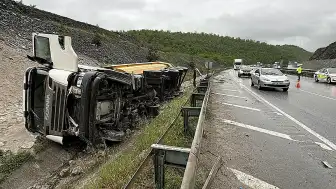 Samsun'da Zincirleme Kaza: 2 TIR Çarpıştı, 2 Kişi Yaralandı