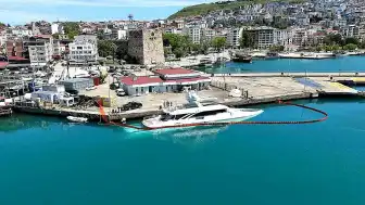 Sinop'ta Milyarlık Lüks Yat Sulara Gömüldü: Zarar Boyutu Havadan Görüntülendi