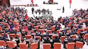 Varlık Barışı Yasası TBMM'de Kabul Edildi: Kara Para ve Faiz Sarmalı Endişeleri Dile Getirildi