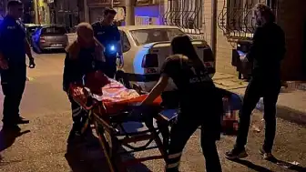 Annesini Bıçaklayarak Ağır Yaralayan Şüpheli Gözaltına Alındı, Kadın Hayatını Kaybetti