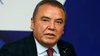 Antalya Büyükşehir Belediye Başkanı M.B.'den Seçim Sürecine İlişkin İtiraf: "Özel'in Talebiyle 950 Bin Euro Teslim Ettim"