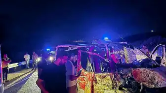 Bingöl'de Ata Çarpan Panelvan Faciası: 1 Ölü, 2 Yaralı